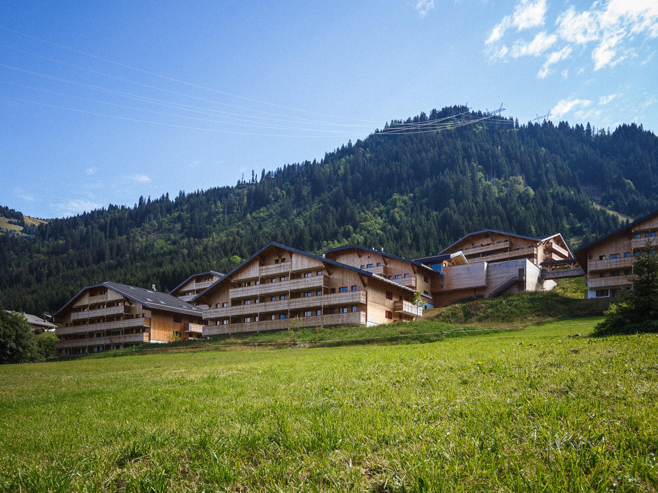 Residence Nemea Le Grand Lodge Châtel Exteriör bild