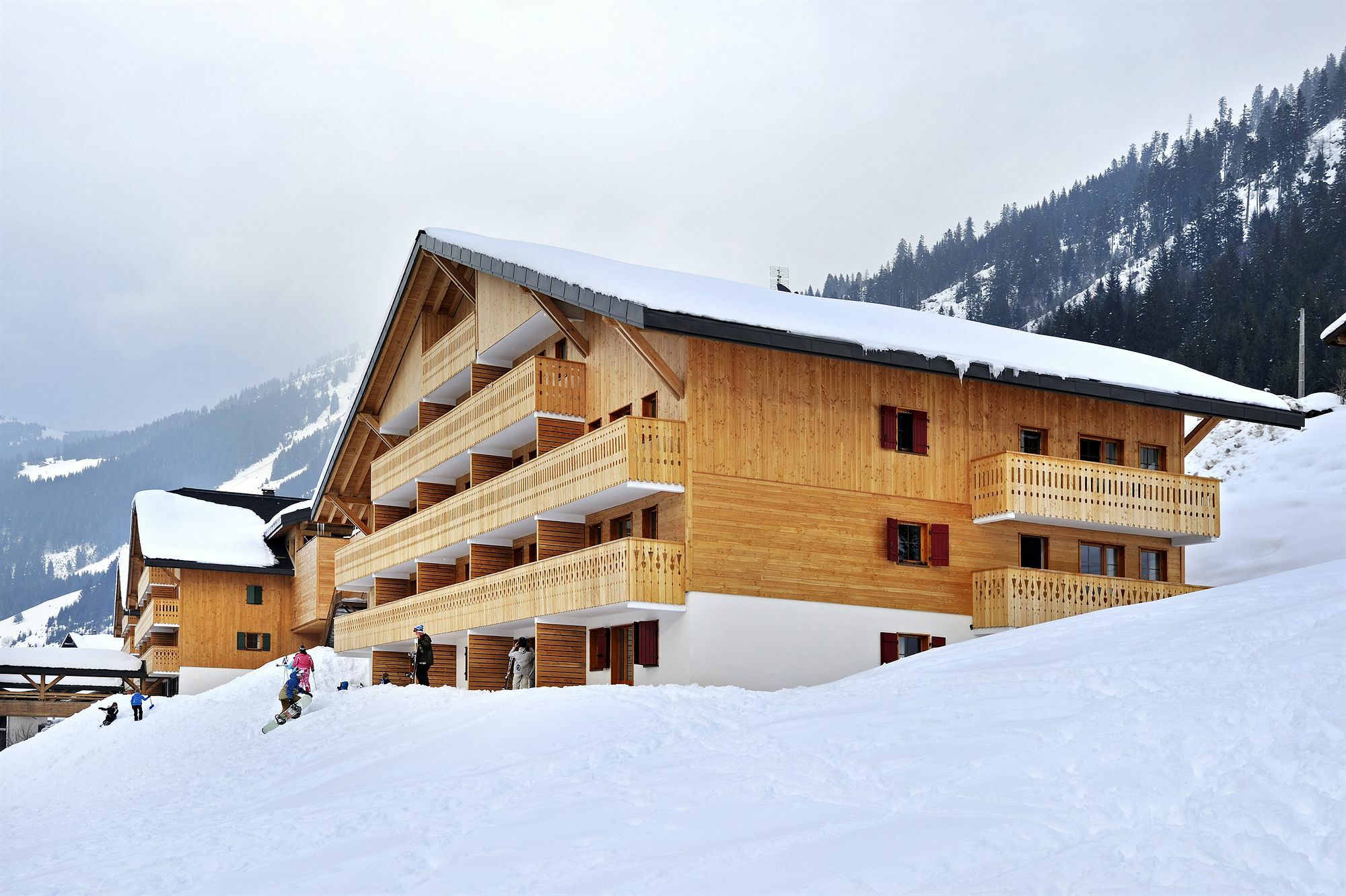 Residence Nemea Le Grand Lodge Châtel Exteriör bild
